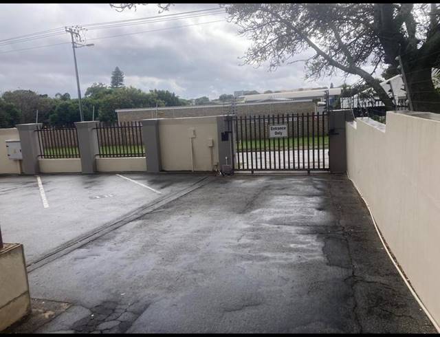 BUSINESS PROPERTY TO RENT IN NEWTON PARK